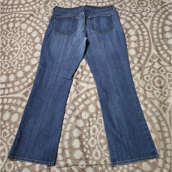 Old Navy Size 12 Regular The Flirt Jeans Medium Wash - Picture 7 of 8